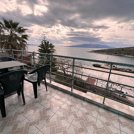 Majki Beach Apartments ساراندا المظهر الخارجي الصورة