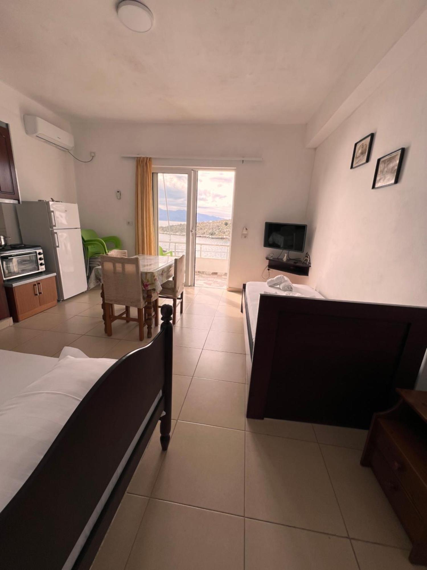 Majki Beach Apartments ساراندا المظهر الخارجي الصورة