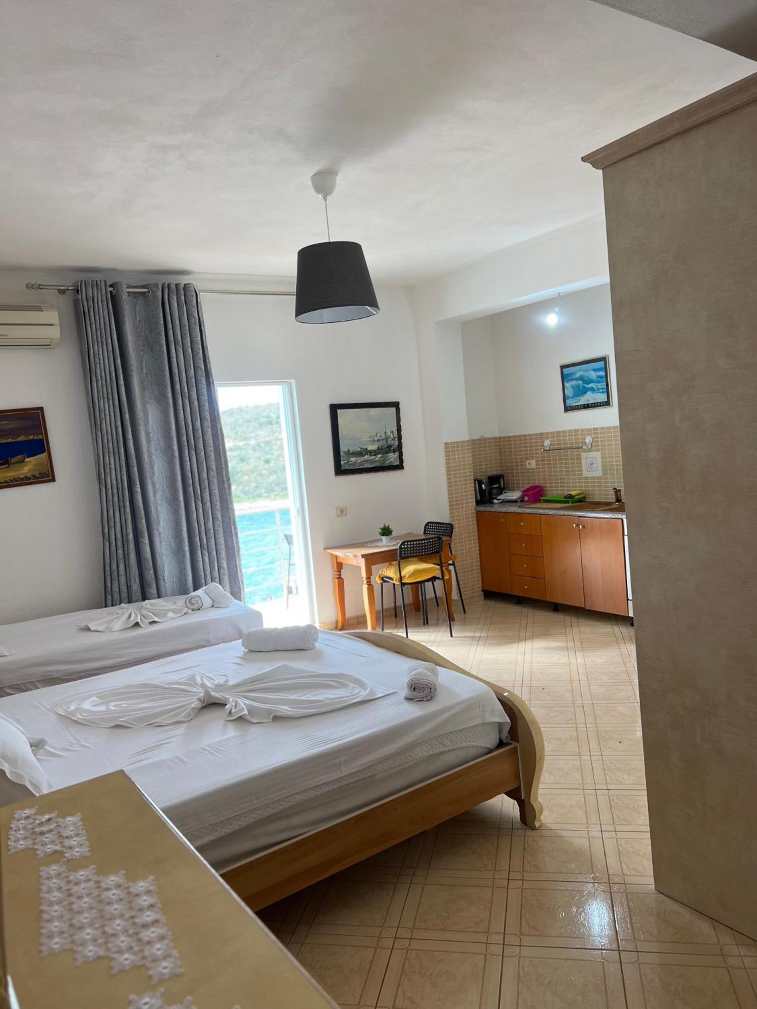 Majki Beach Apartments ساراندا المظهر الخارجي الصورة