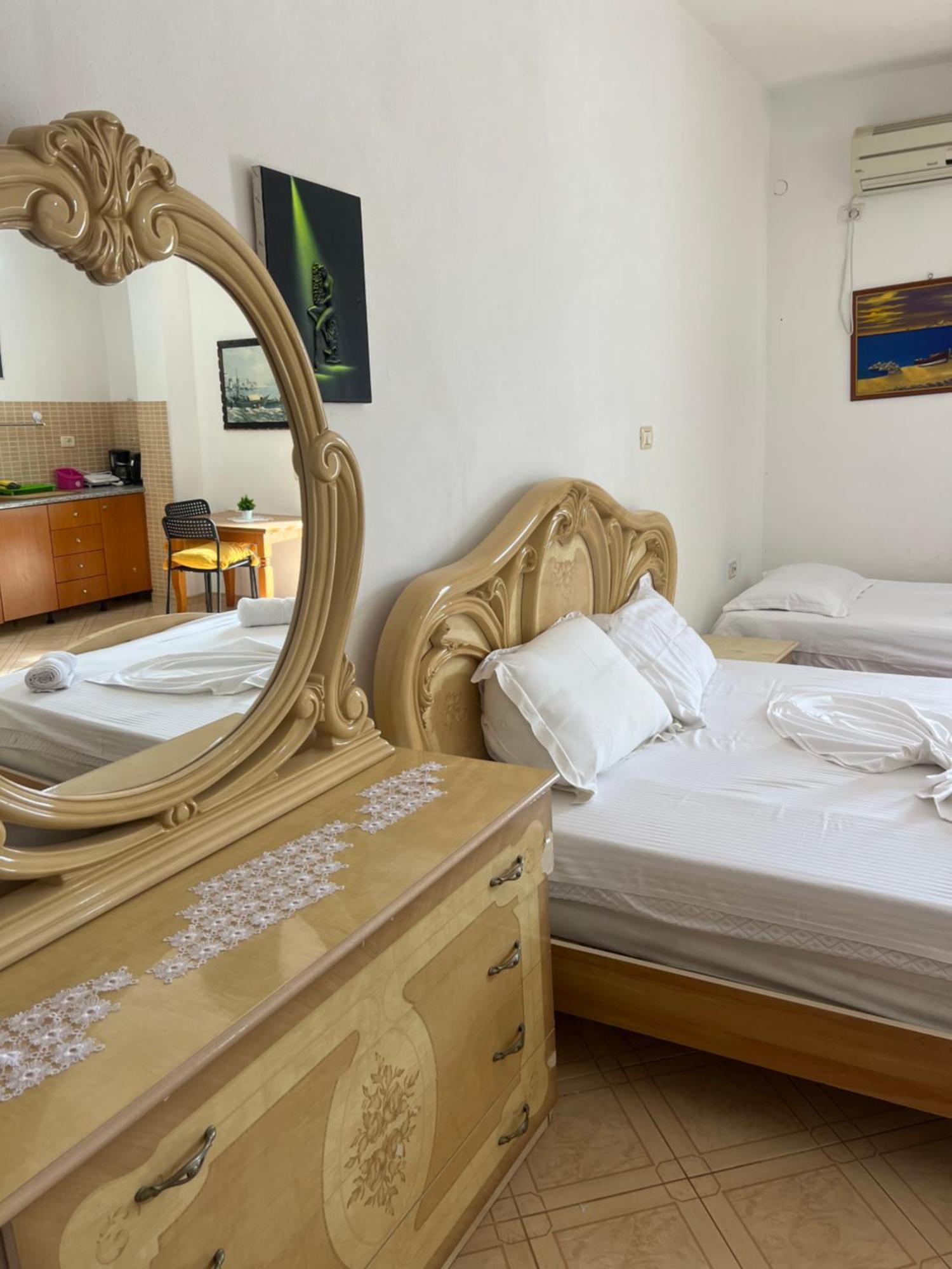 Majki Beach Apartments ساراندا المظهر الخارجي الصورة