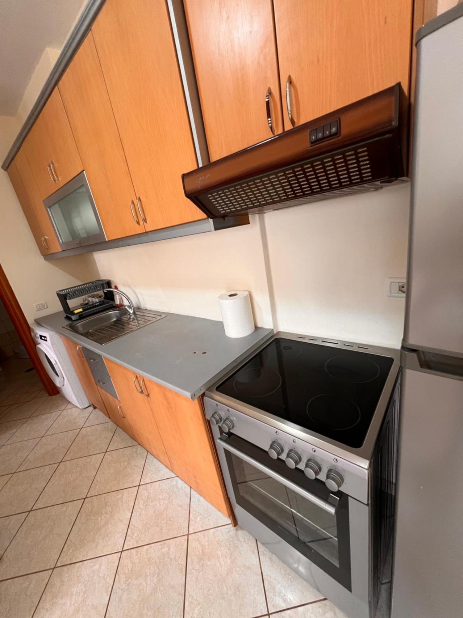 Majki Beach Apartments ساراندا المظهر الخارجي الصورة