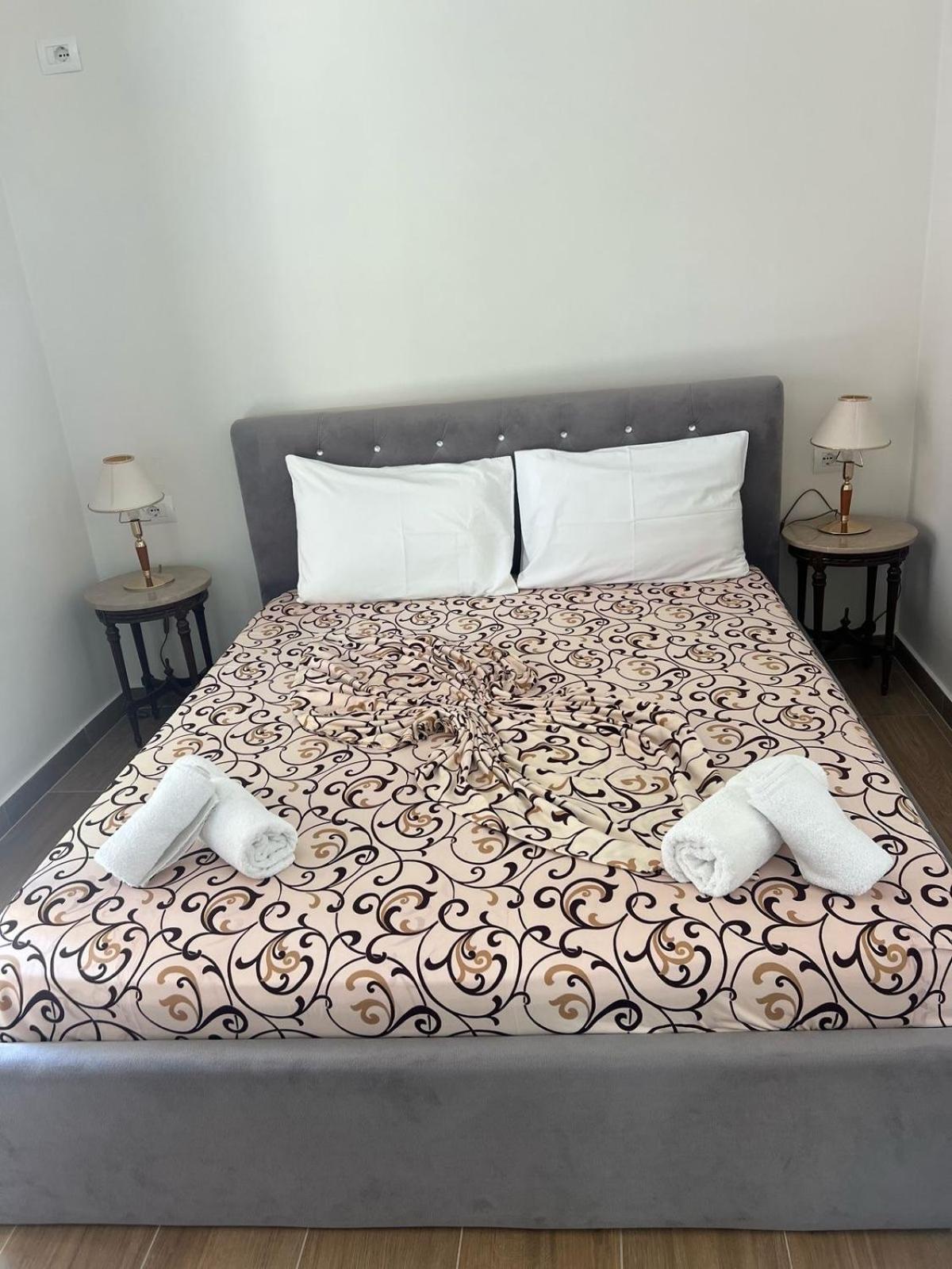 Majki Beach Apartments ساراندا المظهر الخارجي الصورة